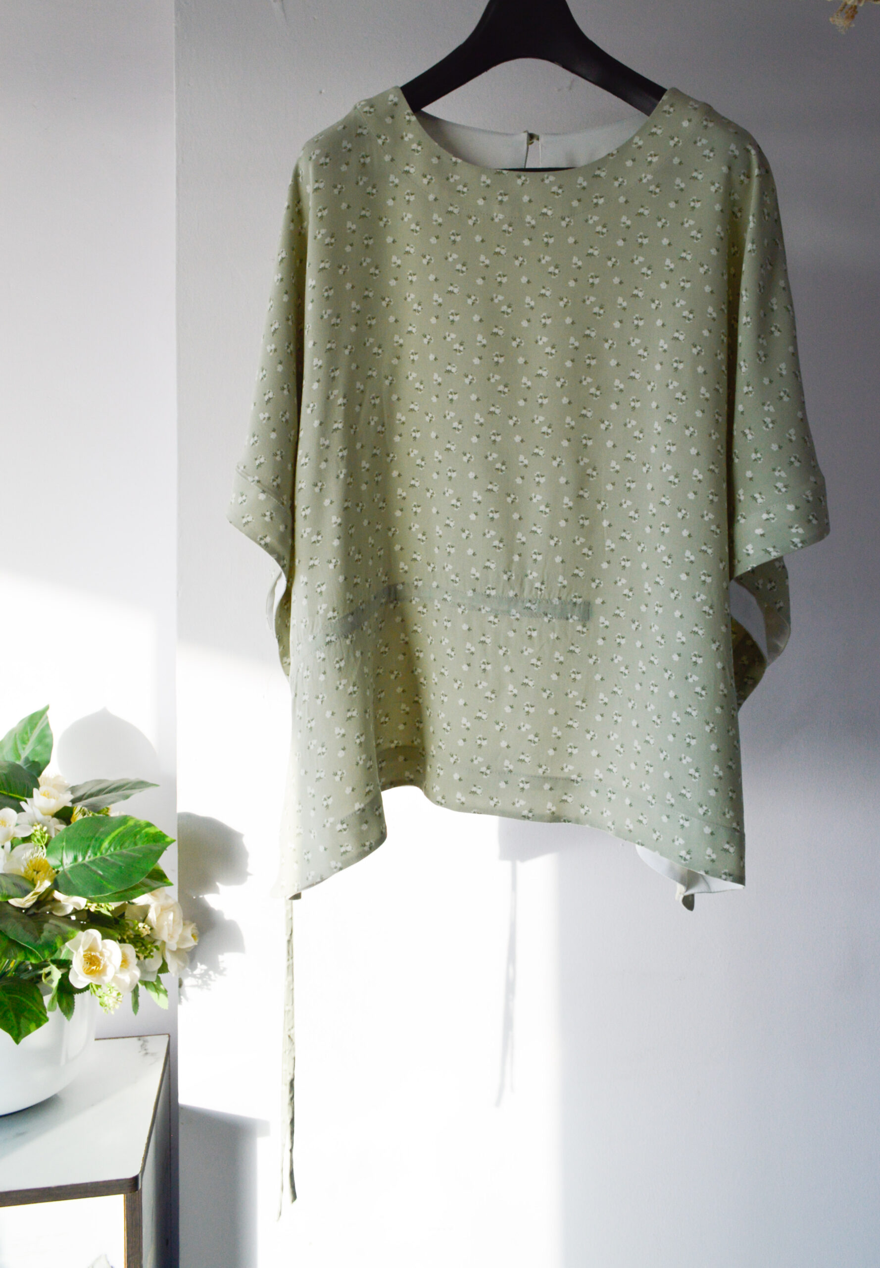 Side Gathered Waist Kaftan Top Mud Green