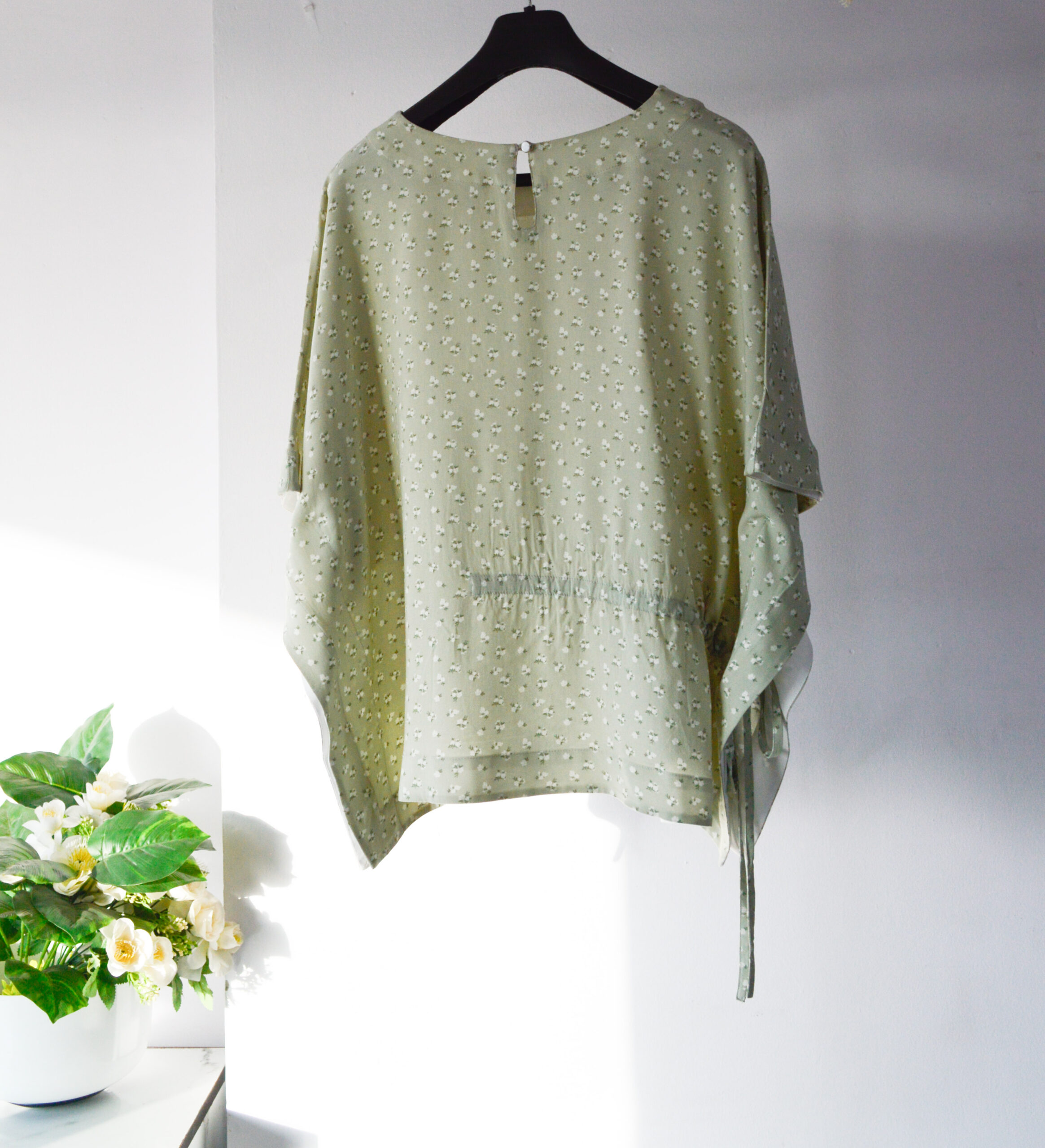 Side Gathered Waist Kaftan Top Mud Green - Image 3