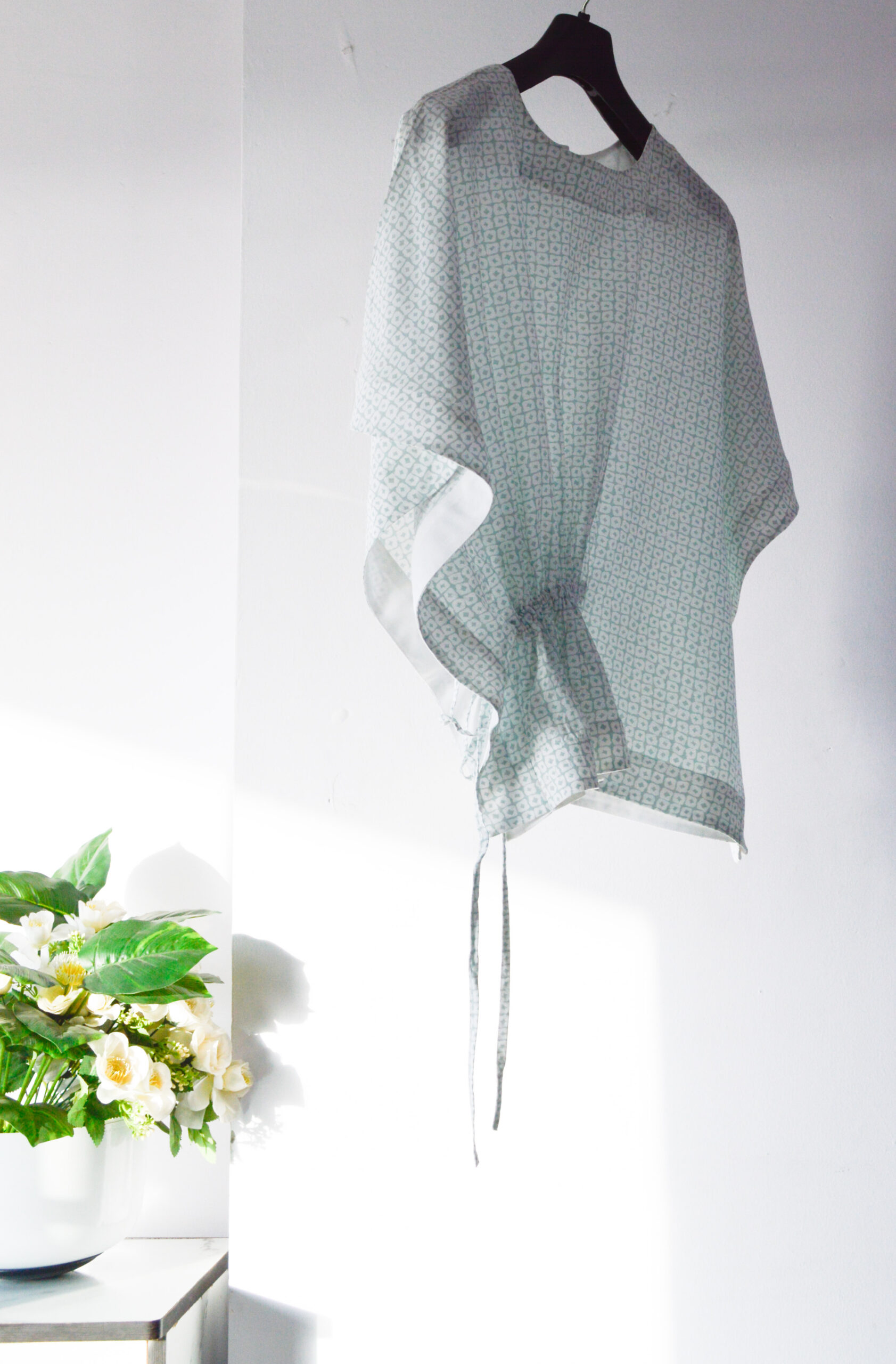 Side Gathered Waist Kaftan Top Light Teal - Image 3